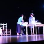 A peza teatral Invisibles representouse sobre as táboas do Elma no 31 de outubro
